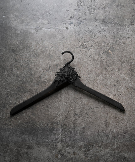 Dark Medusa Hanger