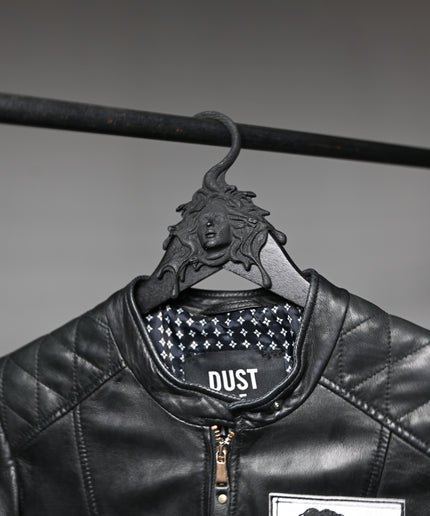 Dark Medusa Hanger