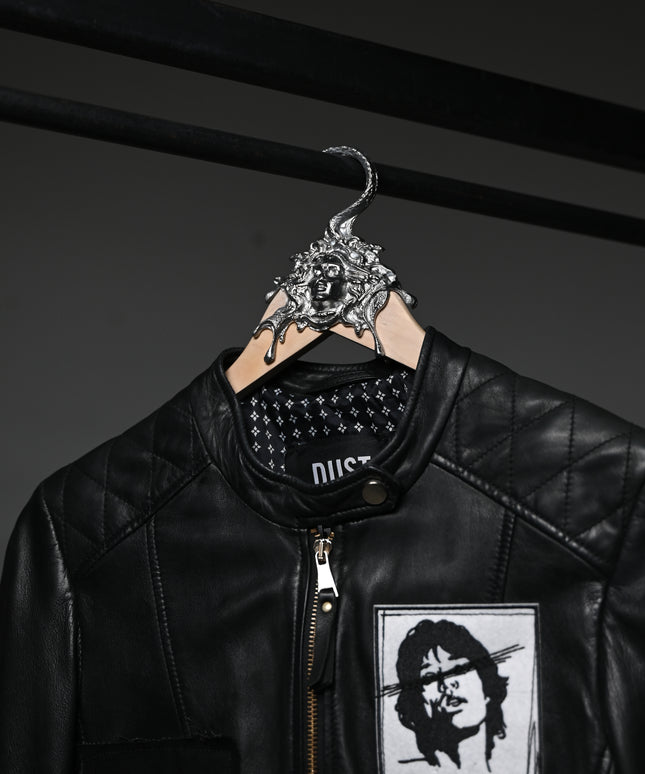 Medusa Hanger